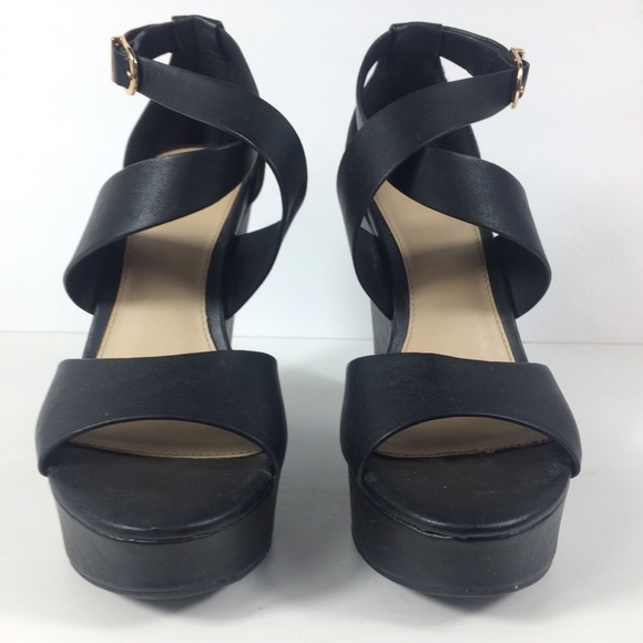 Forever 21 Shoes - Forever 21 sexy wedge heels!